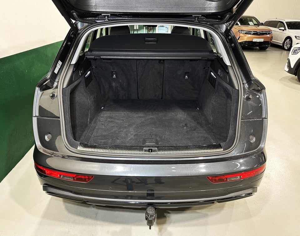 Audi Q5 40 TDi Prestige Midnight Edition quattro S-tr. 5d