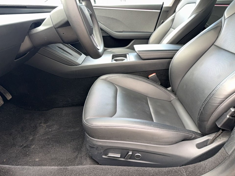 Tesla Model 3 RWD 4d