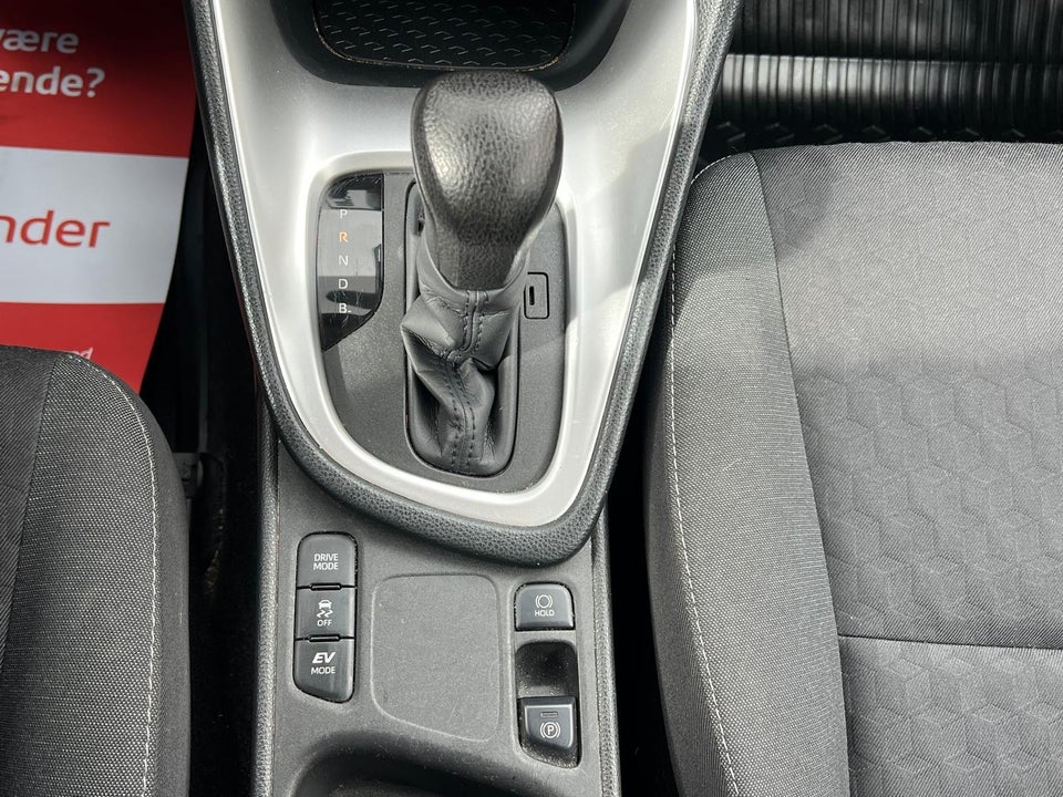 Toyota Yaris 1,5 Hybrid H3 e-CVT 5d