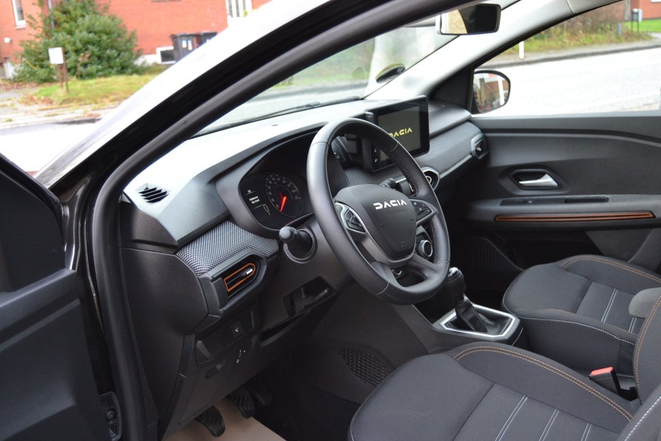 Dacia Sandero Stepway 1,0 TCe 90 Expression 5d