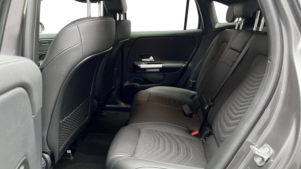 Mercedes EQA250+ Progressive 5d