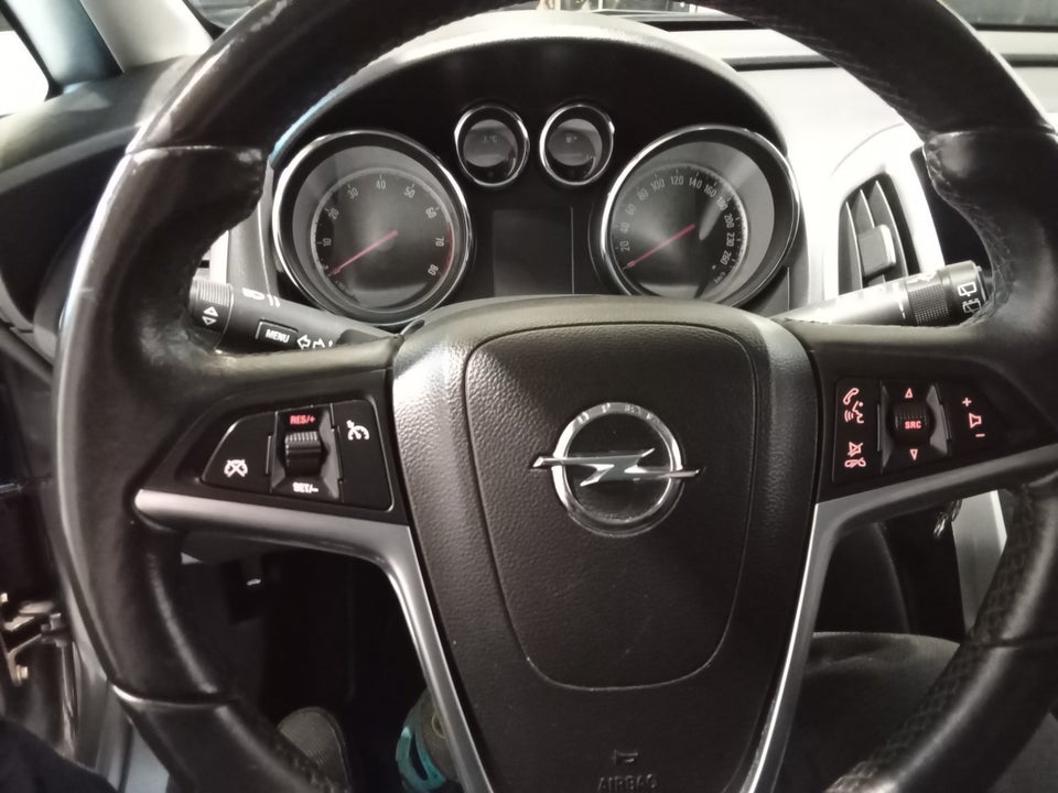 Opel Astra 1,4 T 140 Sport Sports Tourer 5d