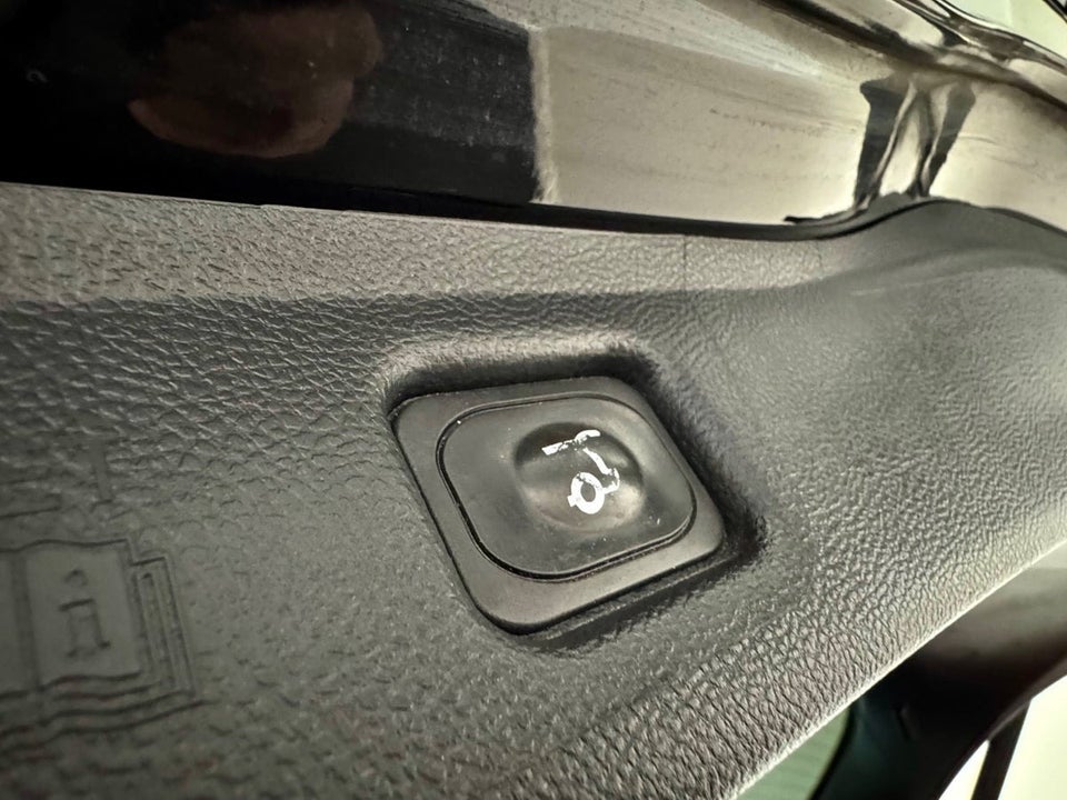 Ford S-MAX 2,0 EcoBlue Titanium aut. Van 5d