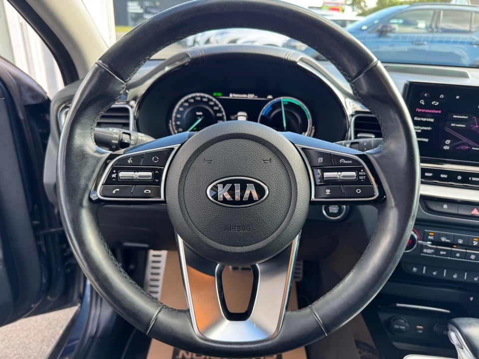 Kia XCeed 1,6 PHEV Prestige DCT 5d