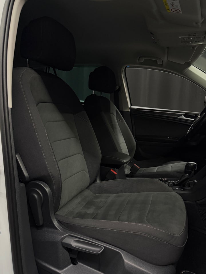 VW Tiguan 2,0 TDi 150 R-line DSG 4Motion 5d