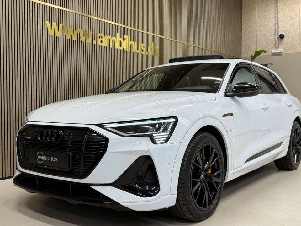 Audi e-tron 55 S-line quattro 5d