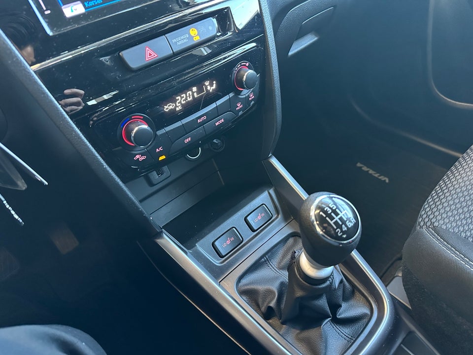 Suzuki Vitara 1,4 mHybrid Active 5d