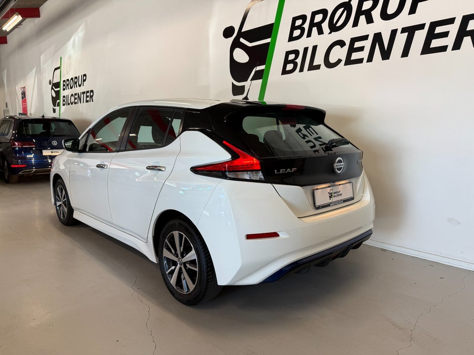 Nissan Leaf 40 Acenta 5d