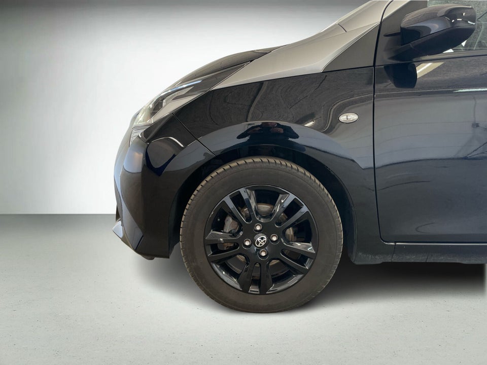 Toyota Aygo 1,0 VVT-i x-clusiv 5d