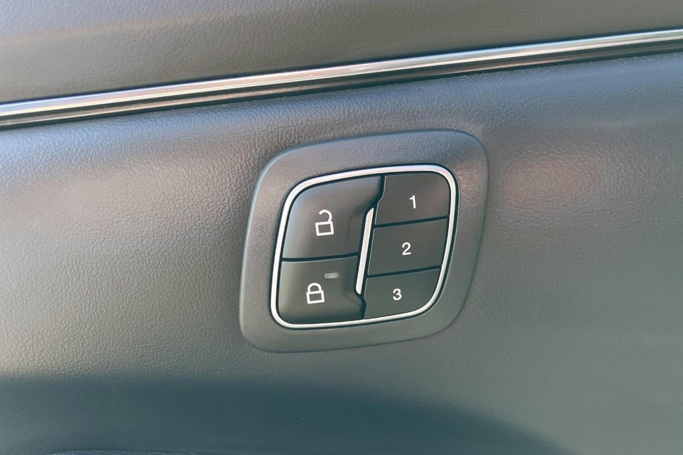 Ford Mustang Mach-E 91 Extended Range AWD 5d