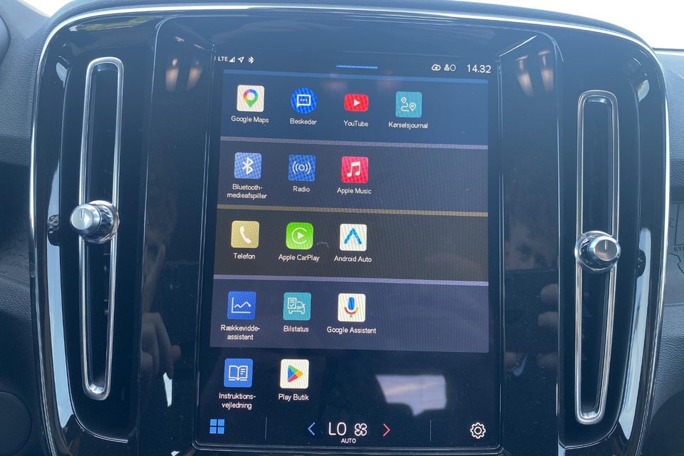 Volvo XC40 P6 ReCharge Core 5d