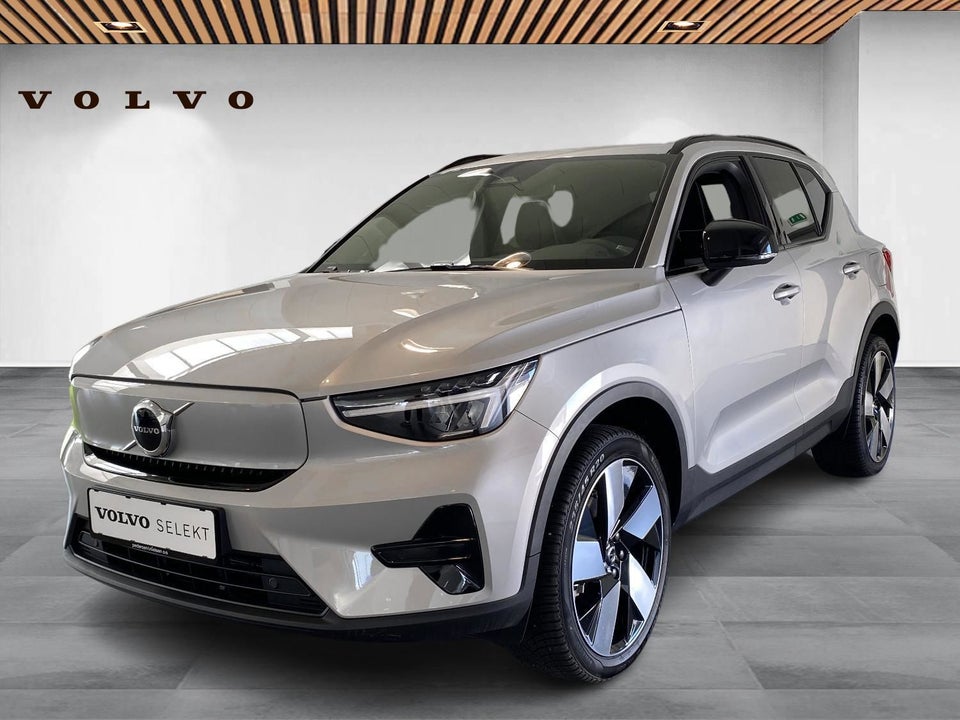 Volvo XC40 ReCharge Extended Range Plus 5d