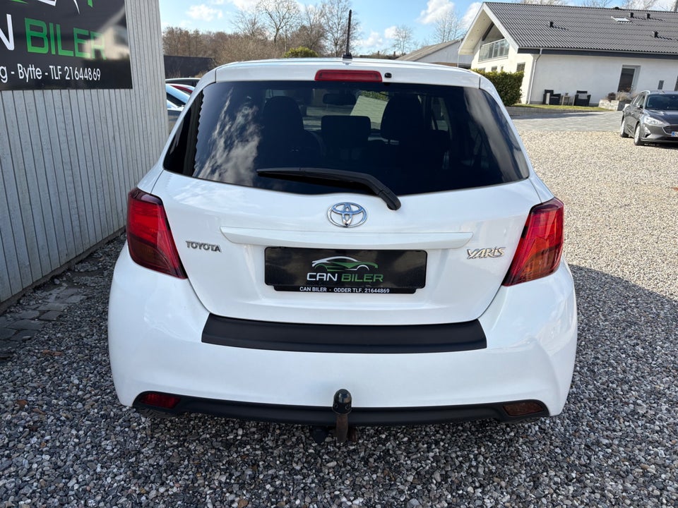 Toyota Yaris 1,3 VVT-i Skyview 5d