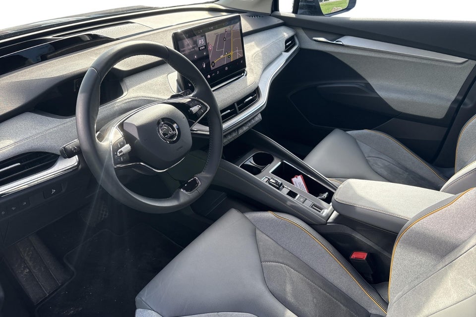 Skoda Enyaq 80 iV Design Selection 5d