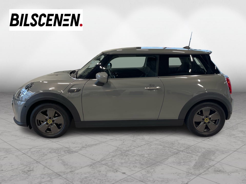 MINI Cooper SE Essential 3d