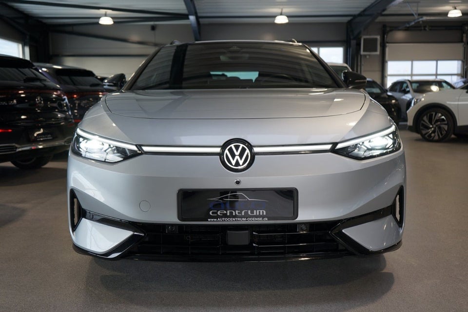 VW ID.7 86 Style S Tourer 5d