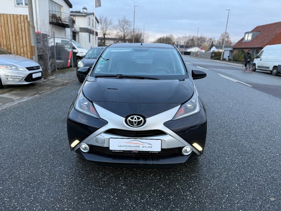 Toyota Aygo 1,0 VVT-i x-cellence 5d