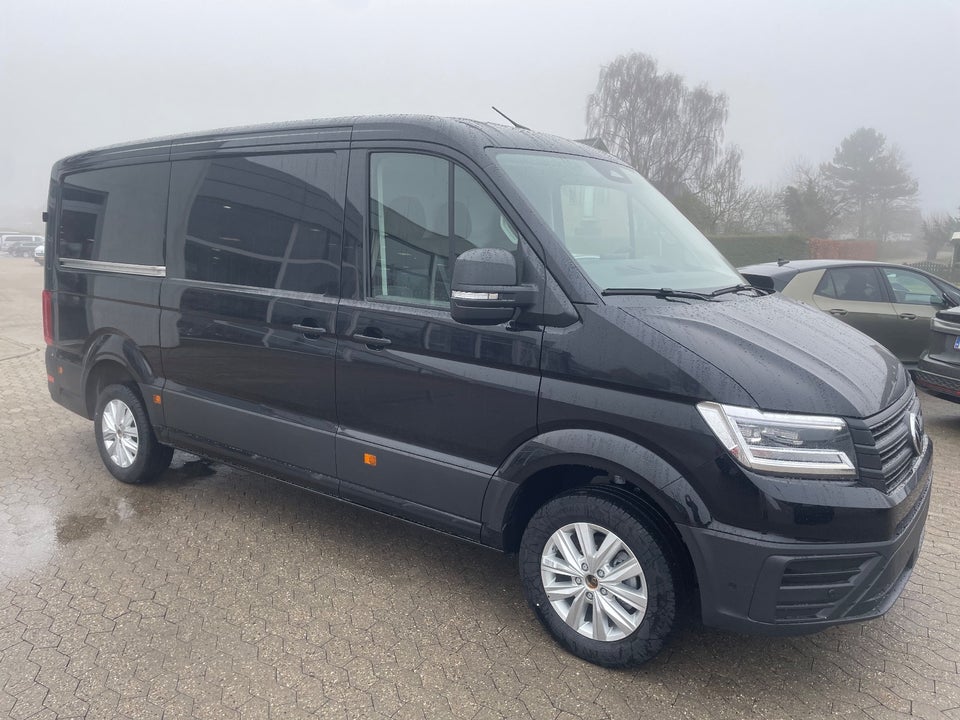 VW Crafter 35 2,0 TDi 177 Comfort Kassevogn L3H2 aut.