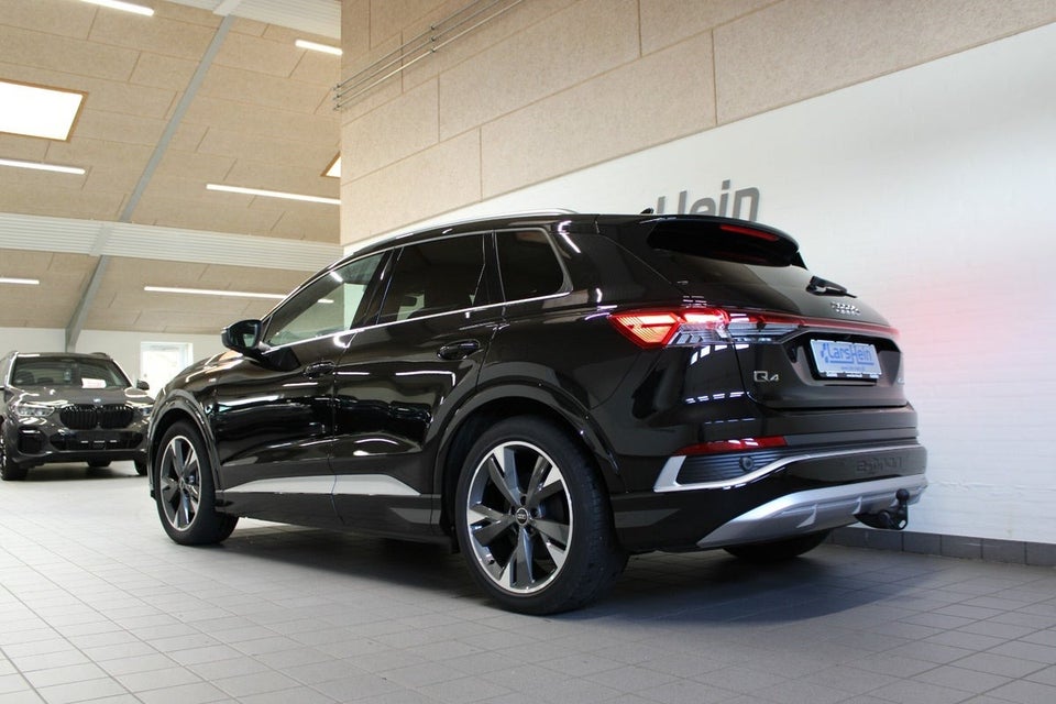 Audi Q4 e-tron 45 S-line 5d