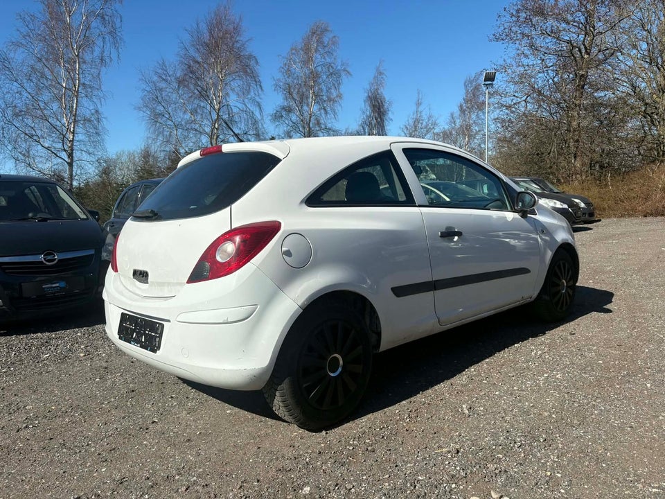 Opel Corsa 1,0 12V Enjoy 3d