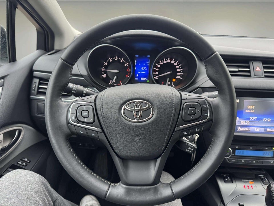 Toyota Avensis 1,8 VVT-i T1 4d