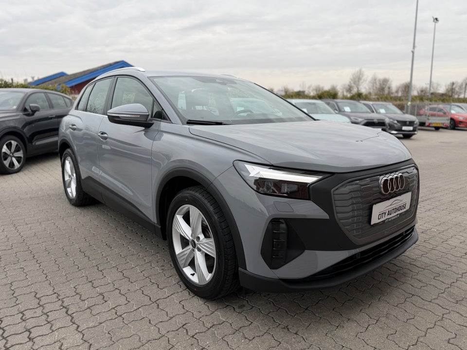 Audi Q4 e-tron 35 Advanced 5d