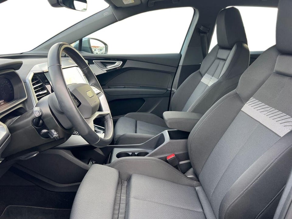 Audi Q4 e-tron 45 Progress 5d