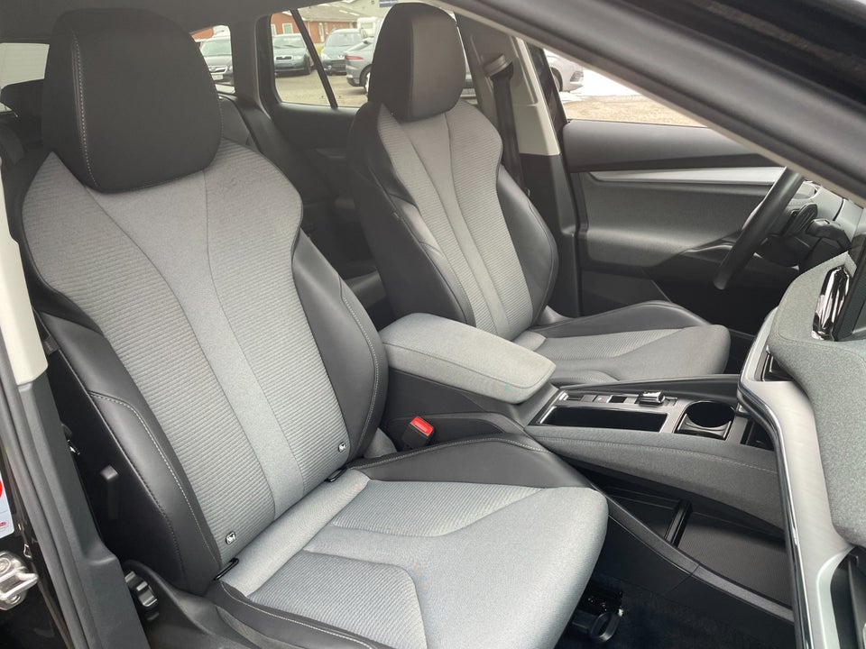 Skoda Enyaq 60 iV Loft 5d