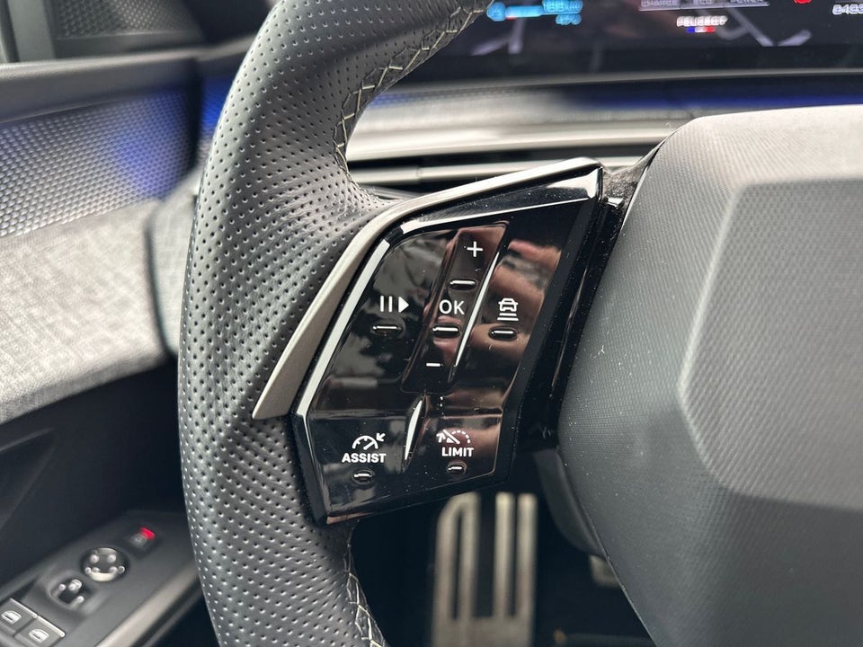 Peugeot e-5008 77 GT 7prs 5d