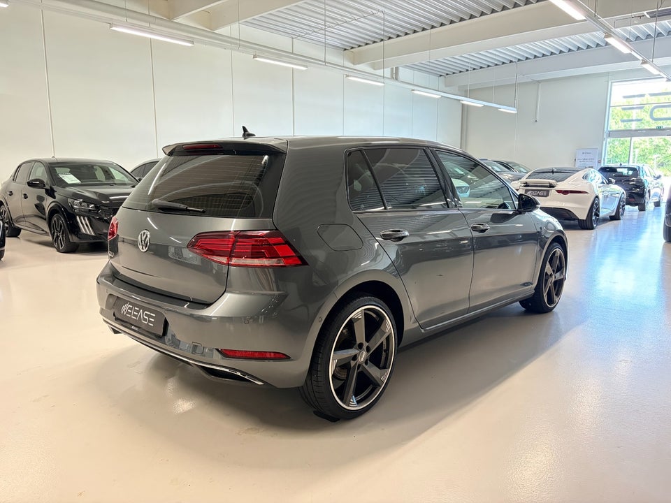 VW Golf VII 1,6 TDi 115 IQ.Drive DSG 5d
