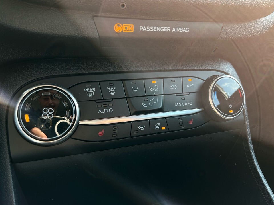 Ford Fiesta 1,0 EcoBoost Titanium 5d