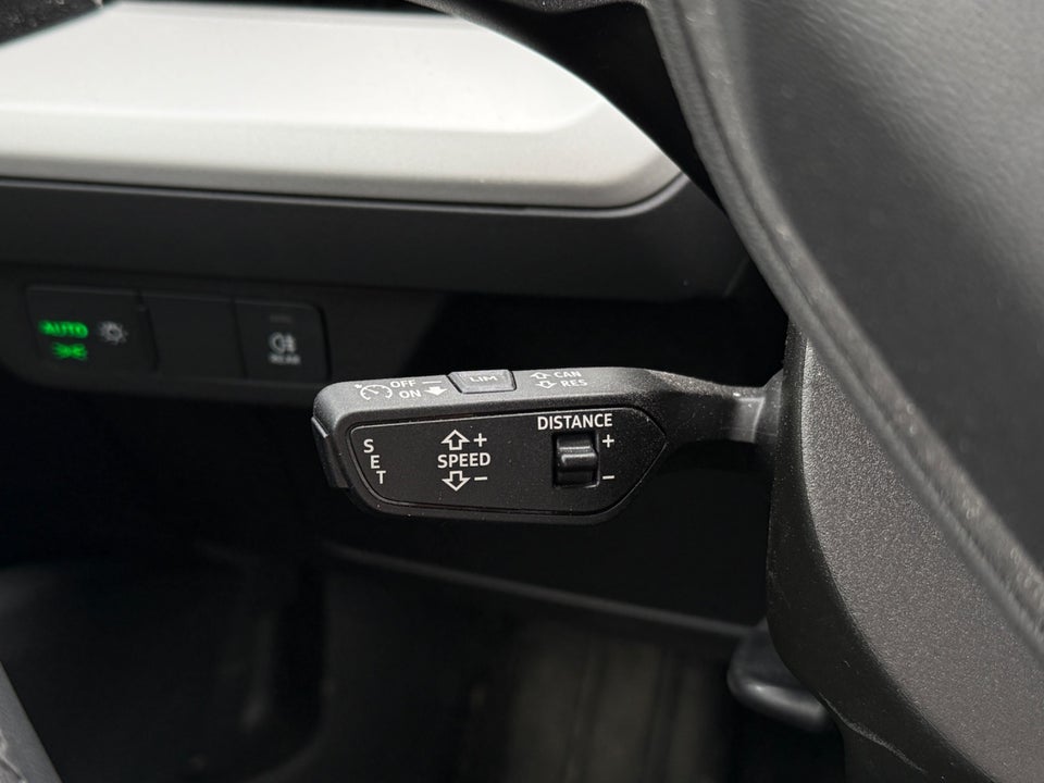 Audi Q4 e-tron 40 Advanced 5d