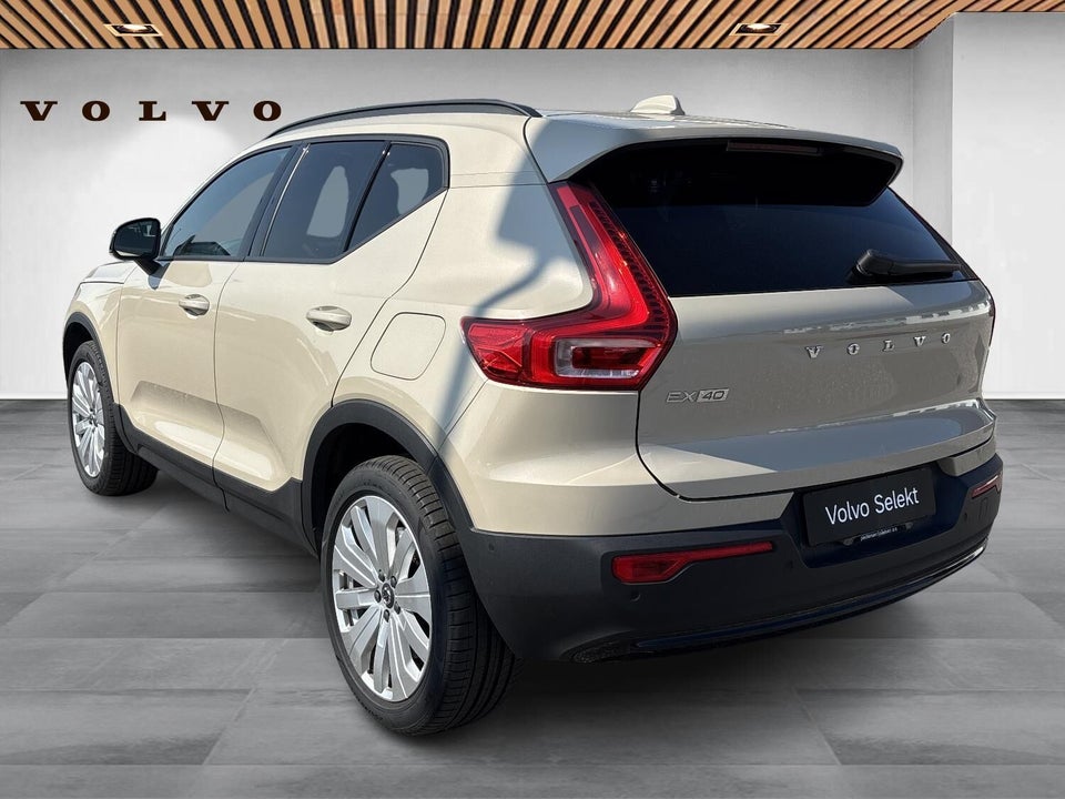 Volvo EX40 Extended Range Core 5d