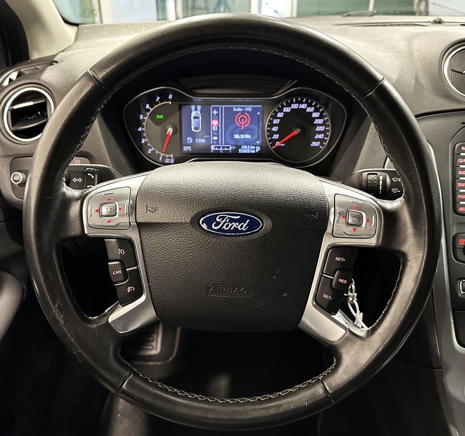 Ford Mondeo 2,0 EcoBoost Titanium aut. 4d