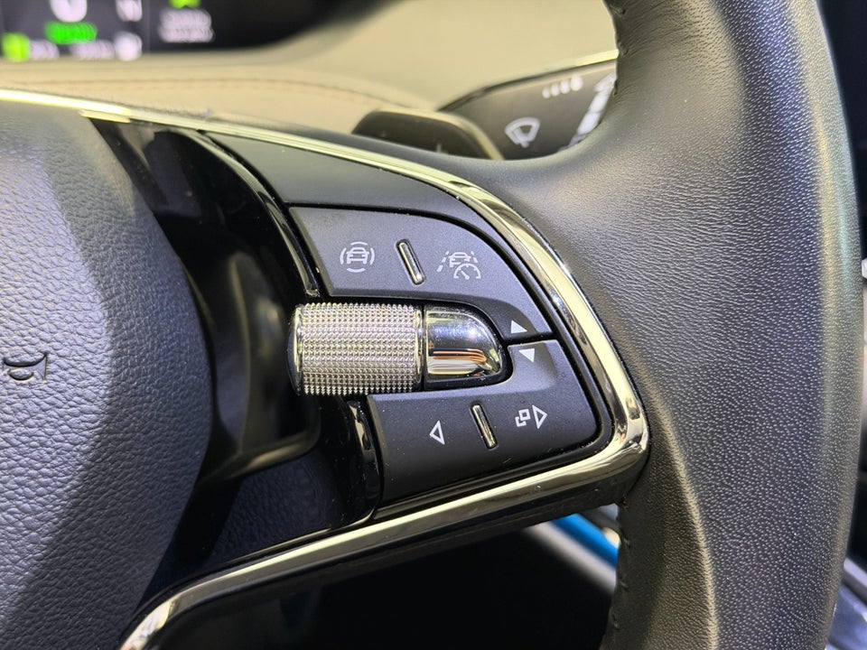 Skoda Enyaq 80 iV Suite 5d