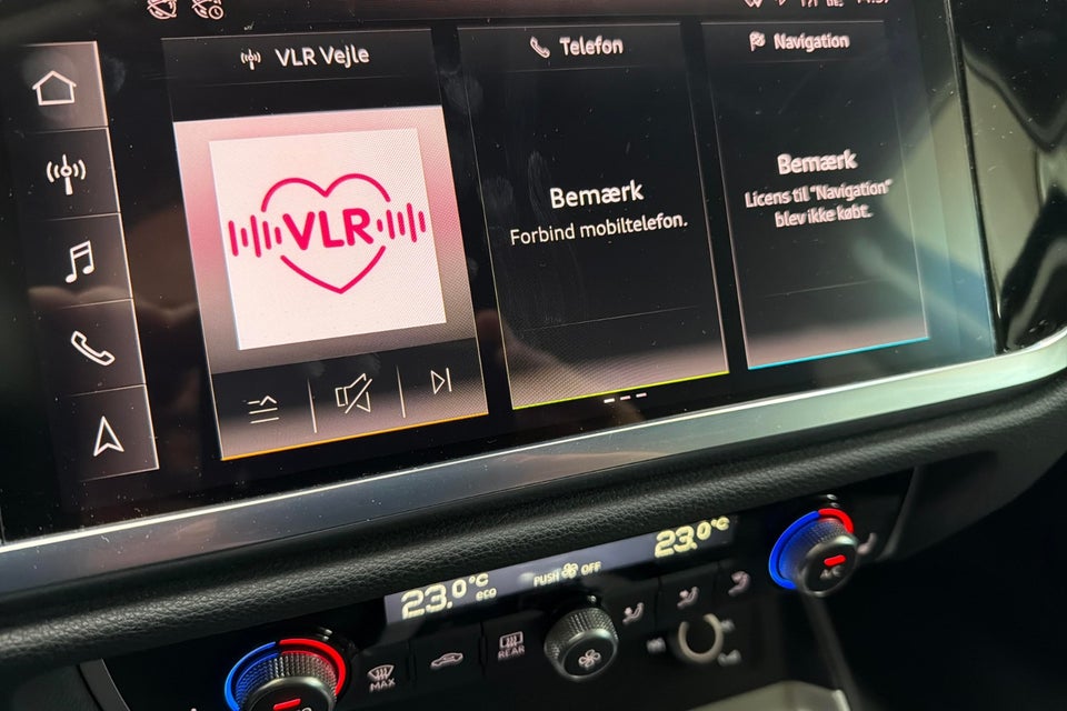 Audi Q3 45 TFSi e Attitude plus Sportback S-tr. 5d