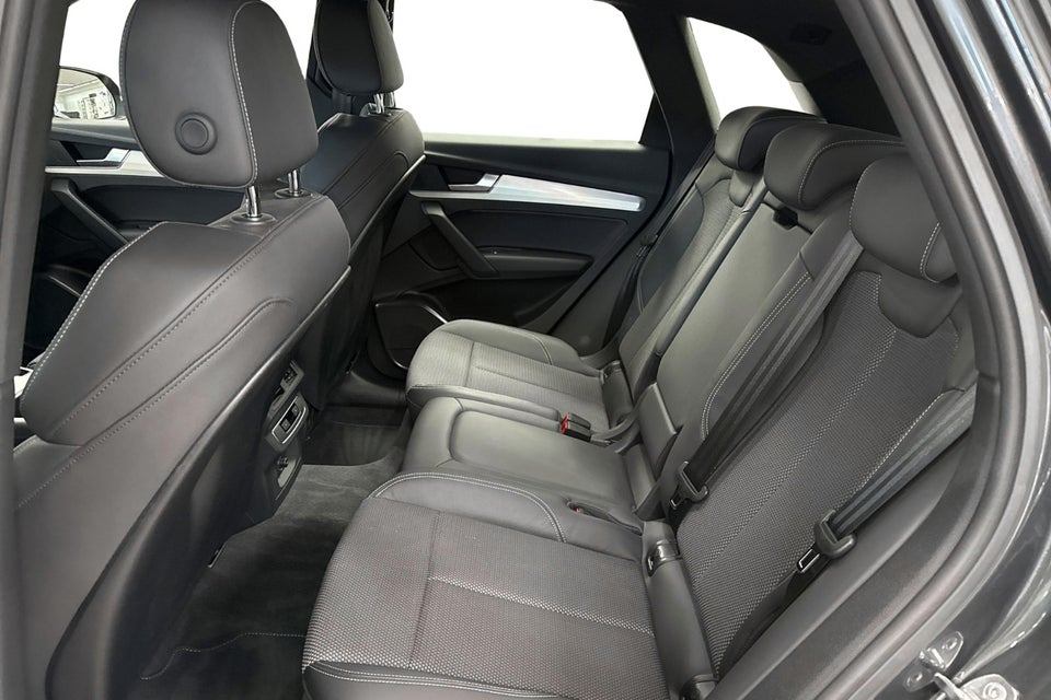 Audi Q5 50 TFSi e S-line quattro S-tr. 5d