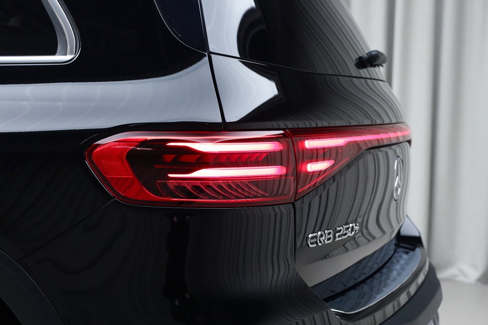 Mercedes EQB250+ AMG Premium 5d