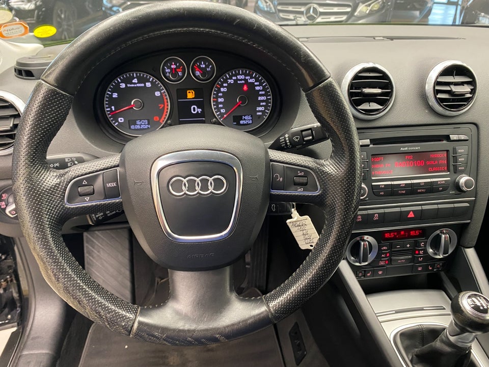 Audi A3 1,4 TFSi Ambiente Sportback 5d