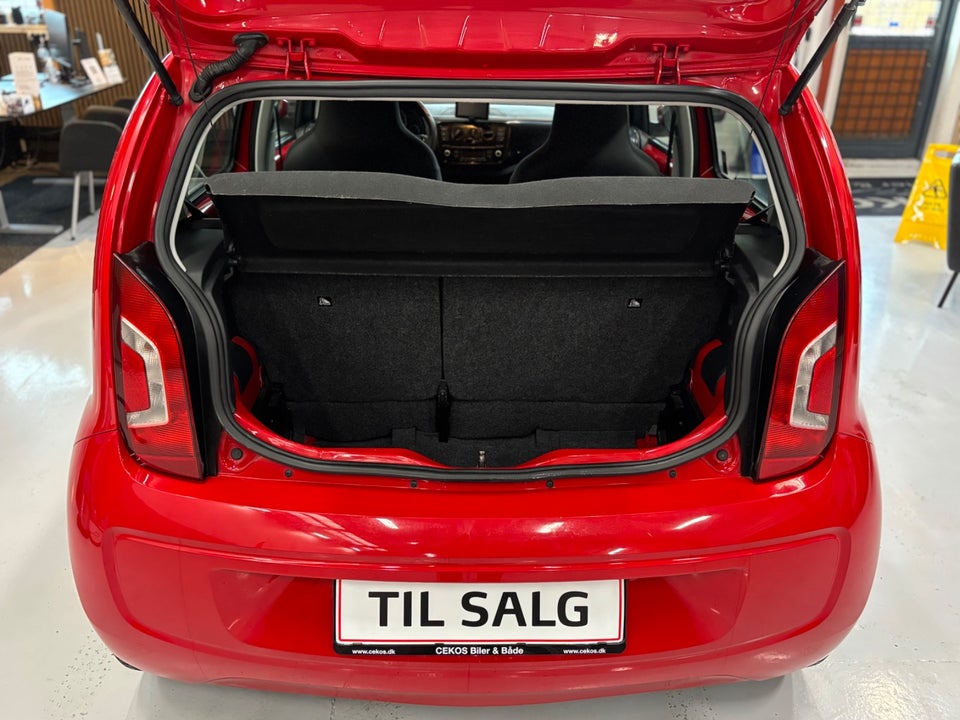 VW Up! 1,0 75 Move Up! ASG BMT 5d