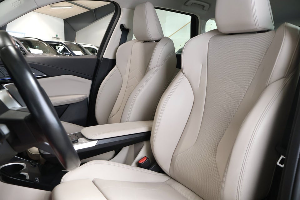 BMW iX1 xDrive30 X-Line 5d