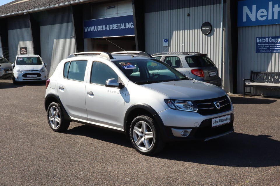 Dacia Sandero 0,9 TCe 90 Essential 5d
