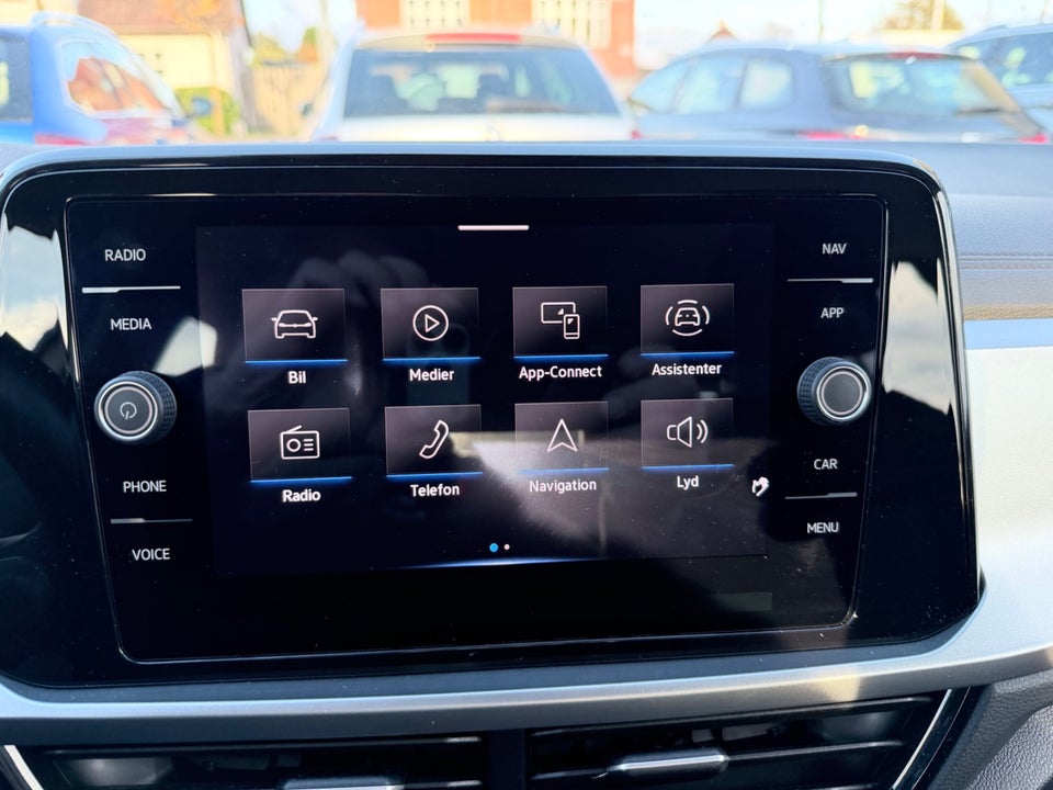 VW T-Roc 1,0 TSi 110 Life 5d