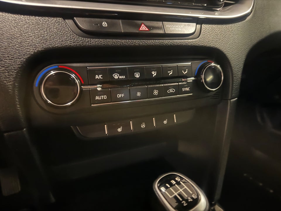 Kia Ceed 1,0 T-GDi Collection 5d