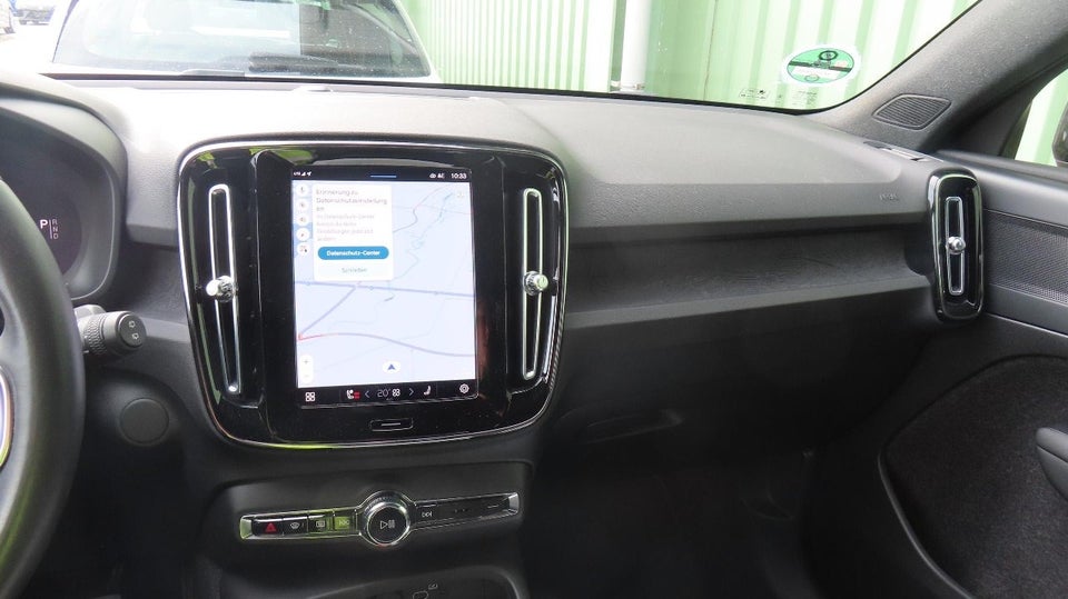 Volvo XC40 P8 ReCharge Twin Plus 5d