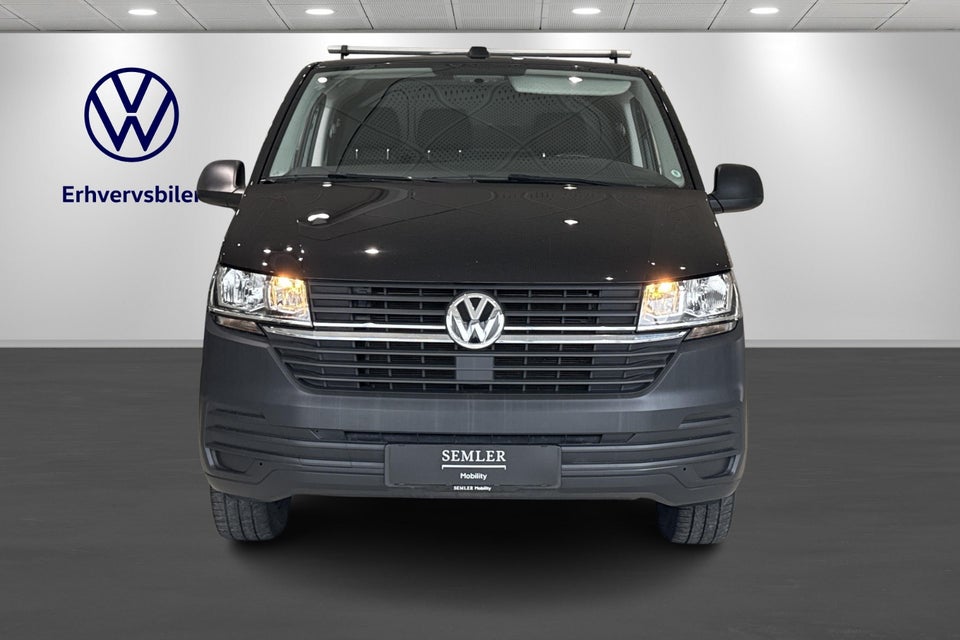 VW Transporter 2,0 TDi 110 Kassevogn lang