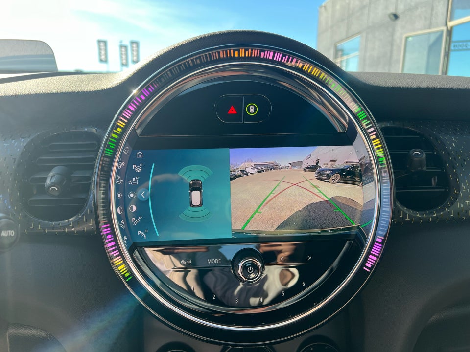 MINI Cooper SE Experience 3d