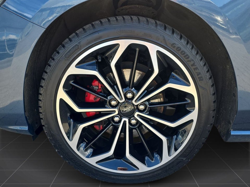 Ford Focus 1,0 EcoBoost mHEV ST-Line X 5d