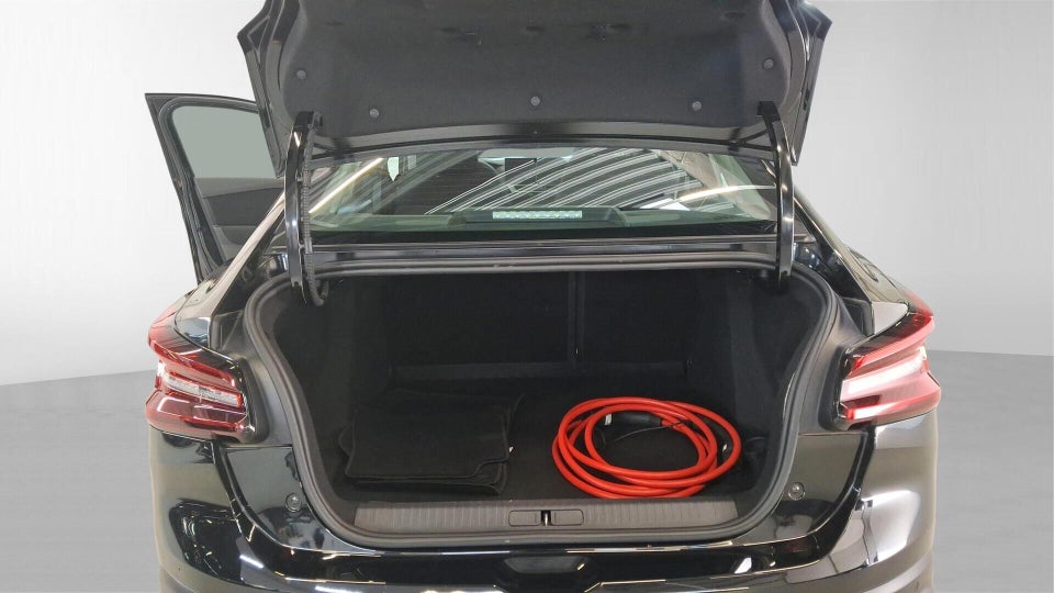 Citroën ë-C4 X 50 Shine Pack 4d