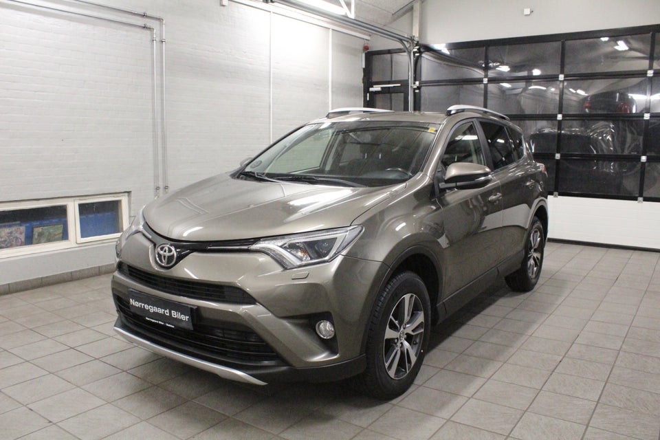 Toyota RAV4 2,0 D-4D T3 Van 5d